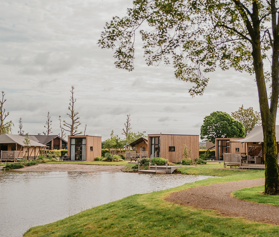 Footer background img